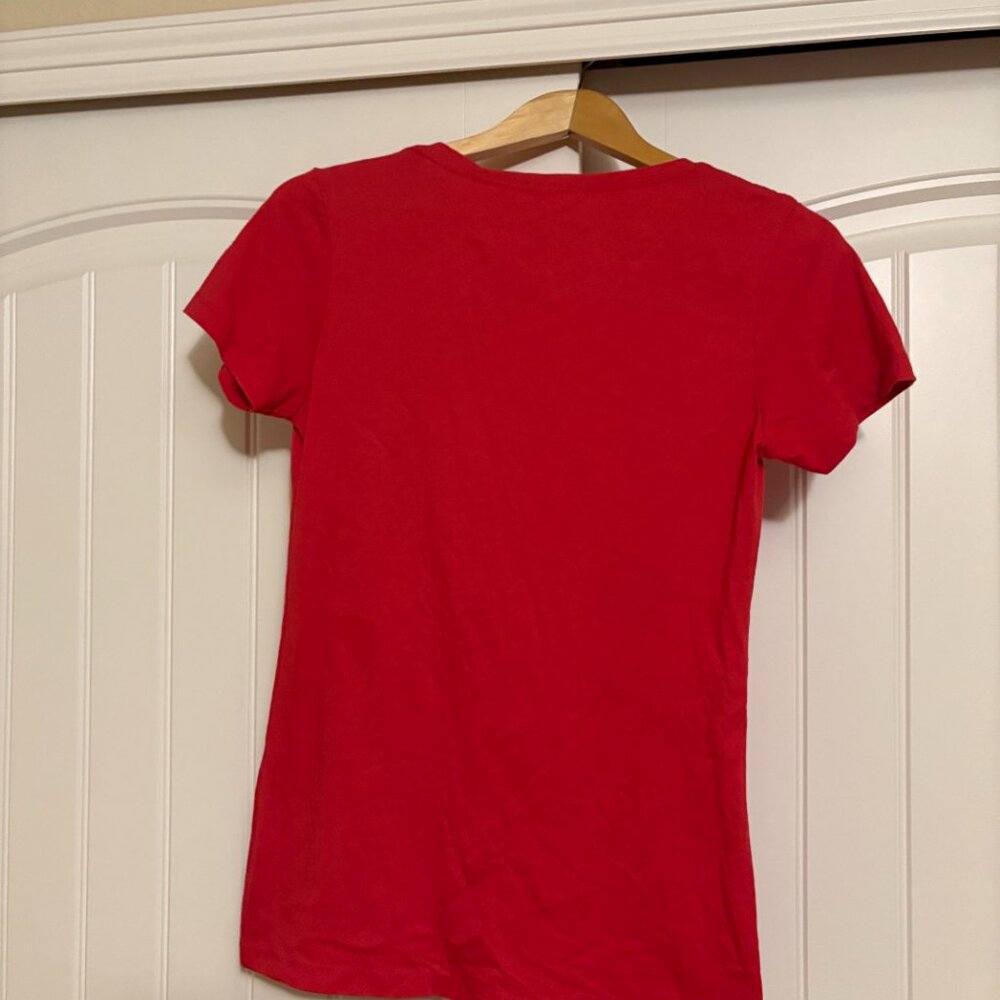Atlanta Hawks T Shirt Women's Large Red Carl Banks 4 Her Short Sleeve Cotton NBA - Picture 3 of 3